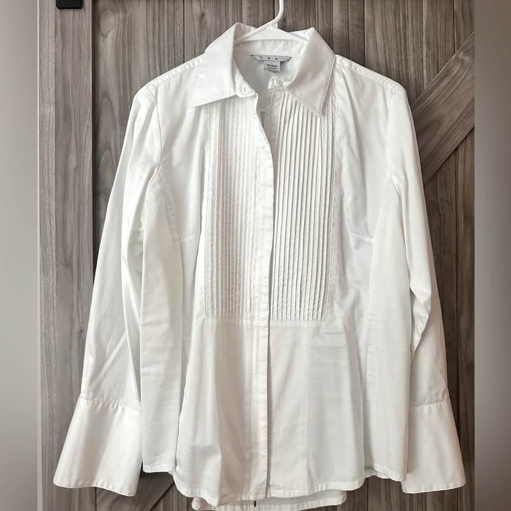 Large white zip front “button down” shirt